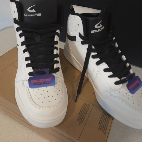 New With Tag All White Geer Sneakers Size 11 Very Nice! - Picture 3 of 7